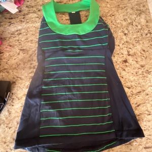 Lululemon scoop neck tank top size 8